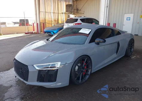 2018 Audi R8 5.2 V10 from USA, damaged, VIN WUABAAFX5J7902204